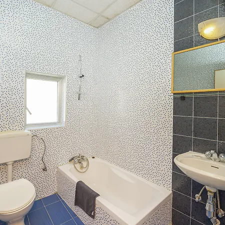 ألبورادا الفندقية 2* سليمة