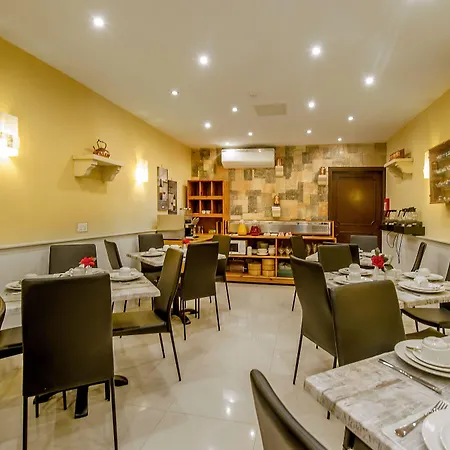 阿尔博拉大公寓酒店 酒店