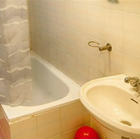 Alborada Hotel 2*