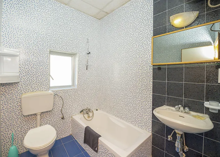 Alborada 2* סליאמה