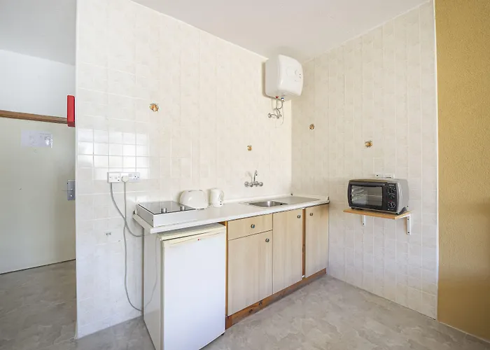 מלון Alborada 2*